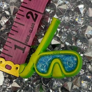 CROCS jibbitz scuba mask with water inside moves Green Blue Jibbitz Charm shoe